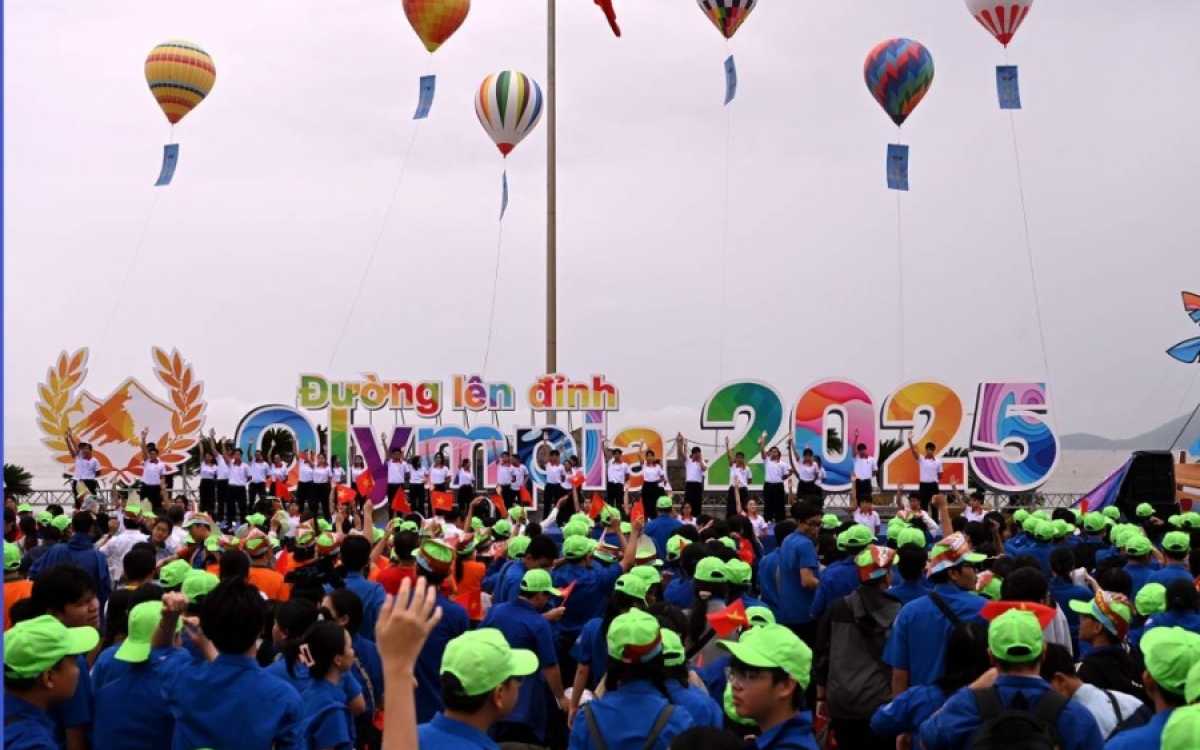 TỰ HÀO NHA TRANG - BAY CAO CÙNG CHIẾN THẮNG!